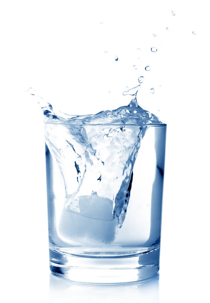 Wasser im Wasserglas